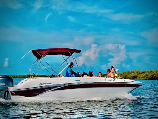 Bateau Hurricane Deck 2018, 9 places, 150 ch