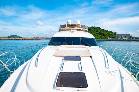 Viking 68 sport Cruiser para 17 personas a CONTADORA TODO INCLUIDO