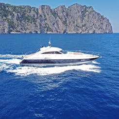 Iate a motor V65" Princess para alugar em Sorrento, Campania