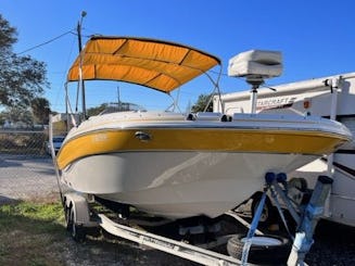 2013 Hurricane Deck Boat for rent, up to 10 people.