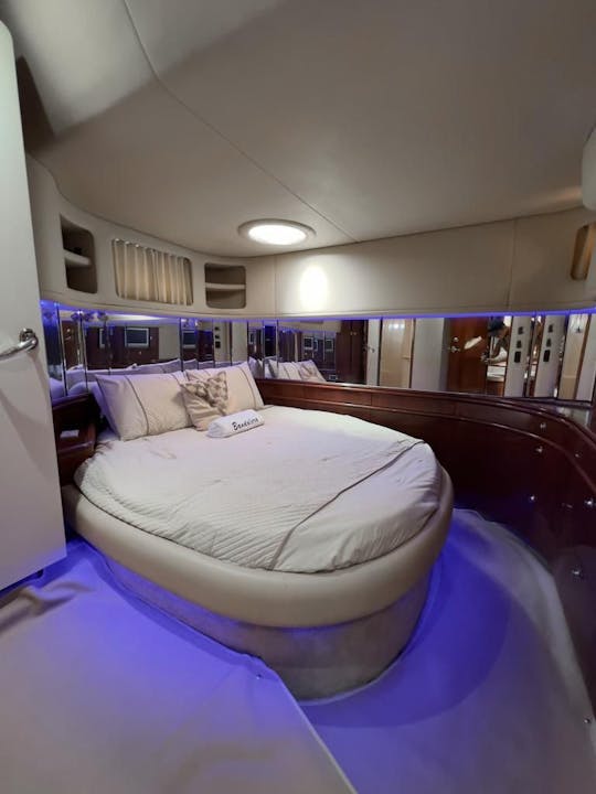 Sea Ray 55ft Motor Yacht, your perfect ride at Cancun.
