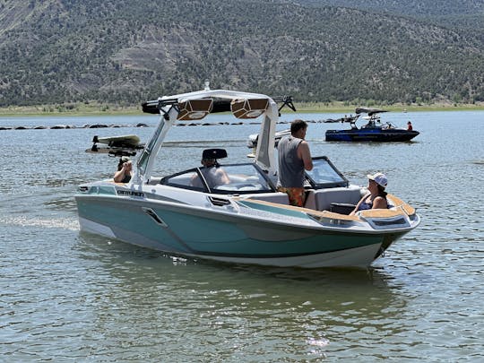 Centurion Ri 245 Surf Boat on Navajo Lake and Lake Night Horse