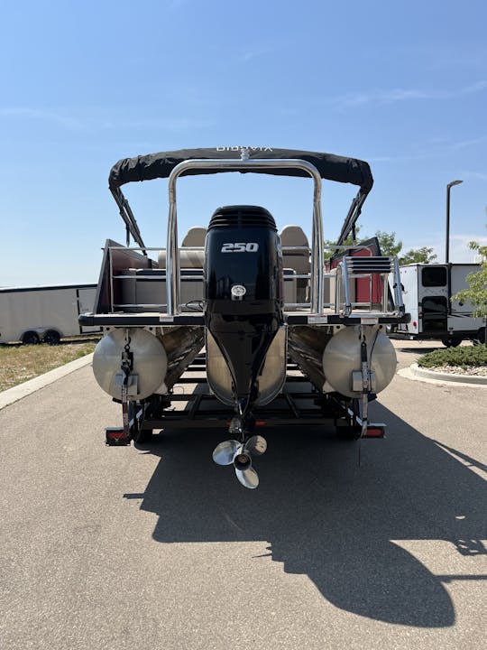 Pontoon Boat ~ Viaggio Diamante 23S Rental in Loveland, Colorado