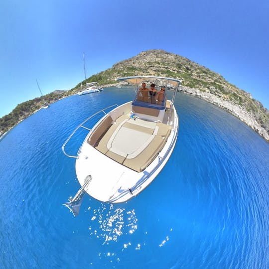 Quicksilver 755 open active en Rock My Boat en Rodas