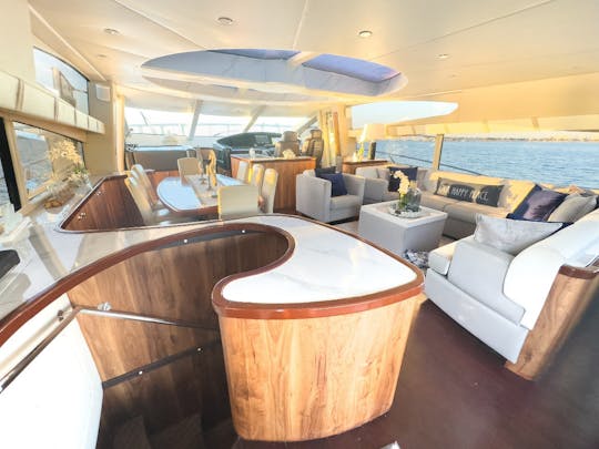 82ft Sunseeker Predator Power Mega Yacht in Miami!!🌊🌊🌊