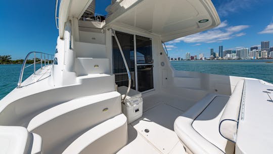 Last Minute Deal! 48' Sea Ray Fly Yacht for Rent in Miami, Florida.