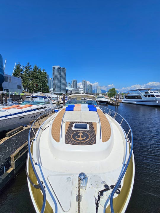 The best boating day awaits you on our luxurious 53-foot yacht in Vancouver