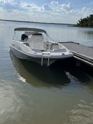 Set Sail in Style: para a melhor diversão aquática! | Barco Tahoe Deck de 21 pés