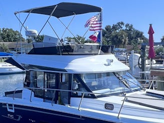 NOUVEAU yacht à moteur Jeanneau de 36 pieds 2022 AVEC CHAMPAGNE ET CHARCUTERIE ! (Sélectionnez des visites)