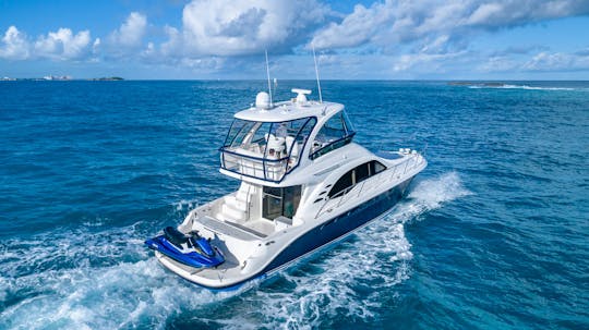 Luxury 55' Yacht charter in Nassau Bahamas