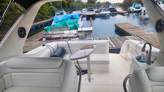 Luxury Boat Wellcraft 40"