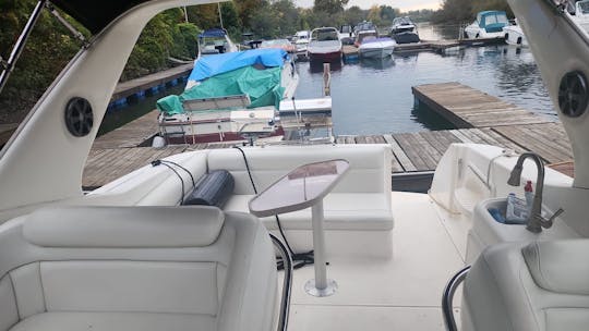 Luxury Boat Wellcraft 40"