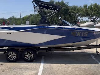 12 Passenger AXIS Surf Boat Rental on Lake Travis 