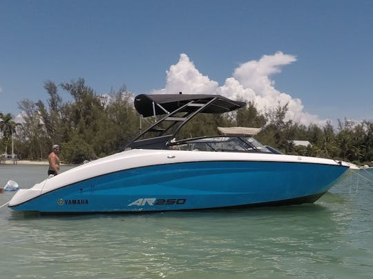 Charter this 2023 25ft Yamaha AR250 Jetboat in Anna Maria Island