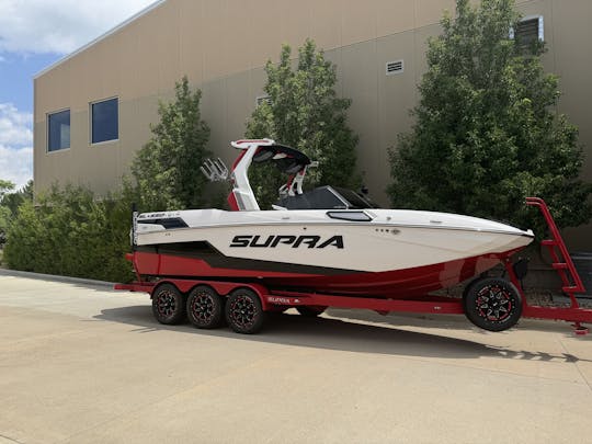 Aluguel de barcos de wake/surf 2024 Supra SL 550 em Loveland, Colorado