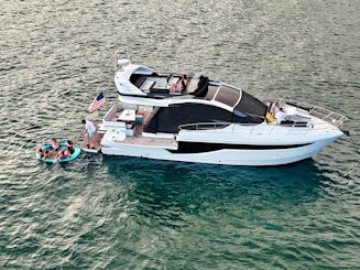 ⭐ FREE HOUR ⭐ LUXURY 3-Story Yacht including JET SKI ready for your adventure