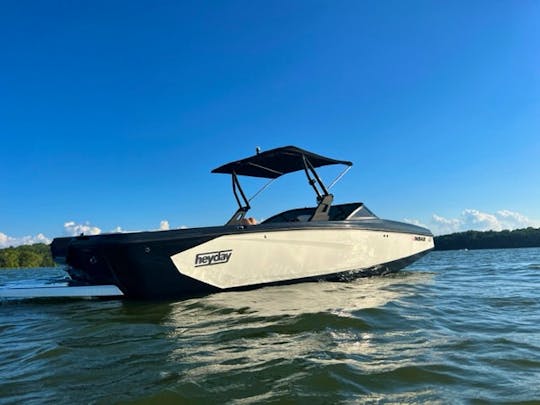 2019 HeyDay WT-Surf wakeboat rental with Captain on Percy Priest Lake