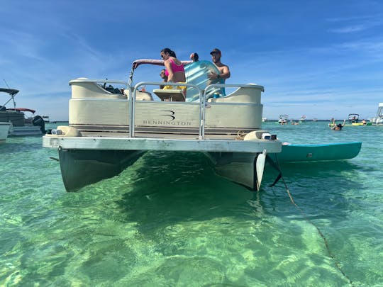 Bennington 20ft Pontoon - Fun & Relaxing Cruiser for Crab Island Adventure!