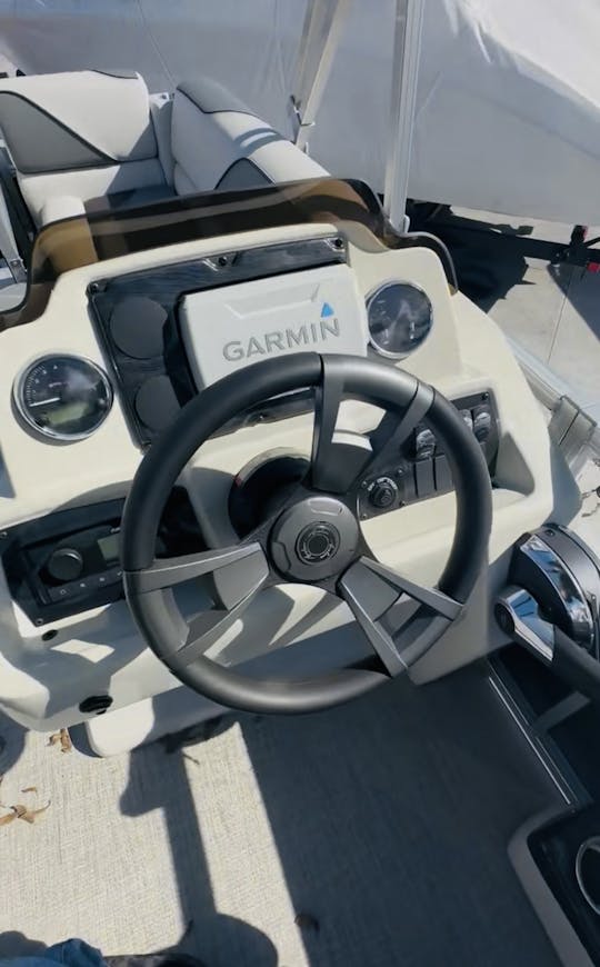 2024 アバロンベンチャー 21フィートポンツーン 