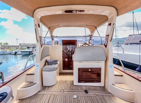 Sorrento - Gozzo Jeranto Cabin Luxury Boat