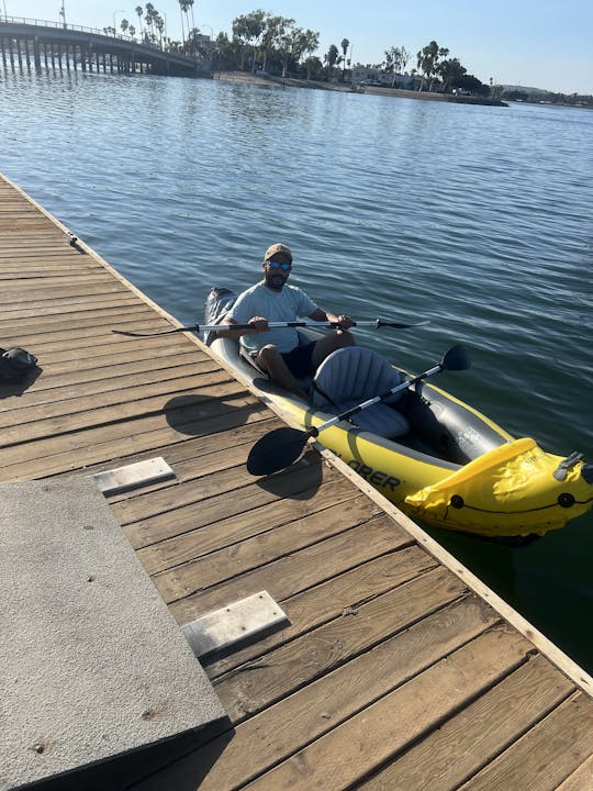 Des kayaks ! Profitez d'une belle journée dans la baie