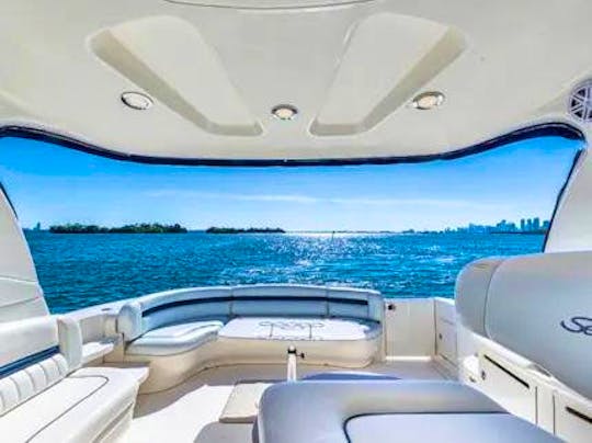 **ONE HOUR FREE**.  Gorgeous 55' yacht for parties and tours of Ft Lauderdale