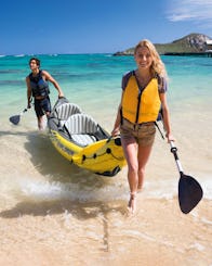 Des kayaks ! Profitez d'une belle journée dans la baie