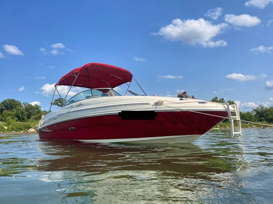 Lake Geneva Sea Ray Sundeck!  W/Driver and fuel included 