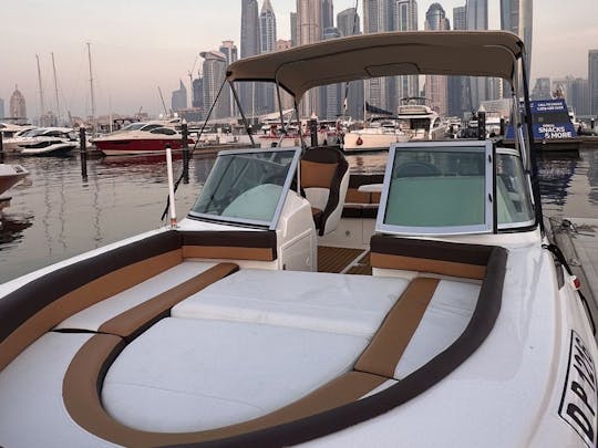 Incroyable bateau de jour Sealine Hannibal 730