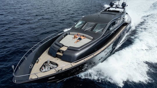 Offre de la semaine ! Yacht Leopard de 102 pieds à louer à Ibiza, Espagne.