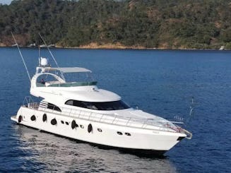 67' Fully Crewed Motor Yacht