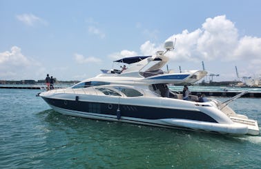 70ft Azimut in Miami Florida - 2 Free Jetskis ALL INCLUDED IN THIS PRICE!