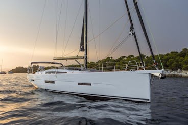 Sail Around Ortigia Island – With Lunch Served On Board