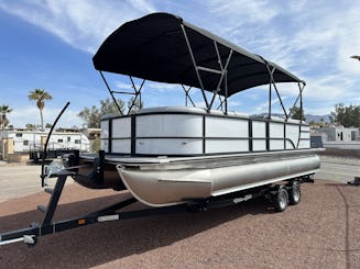 Bateau ponton Bentley 23 pieds 2023 avec moteur hors-bord Suzuki de 150 ch