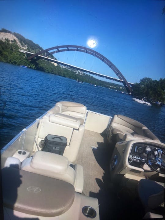 12 Person Party Barge Pontoon on Lake Travis!!!!