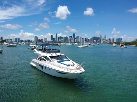 LINDO AZIMUT PARA A MELHOR EXPERIÊNCIA EM MIAMI