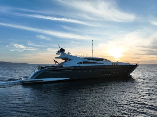 115ft Leopard - The Pinnacle of Luxury Yachting in Los Cabos