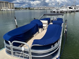 Awesome Pontoon for Family and Bachelorettes