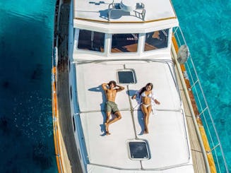 Private Yacht Day Charter 