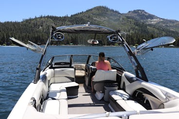 Wakesetter de luxo em Malibu 247