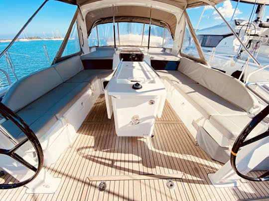 Vixen Oceanis 51.1(2020)