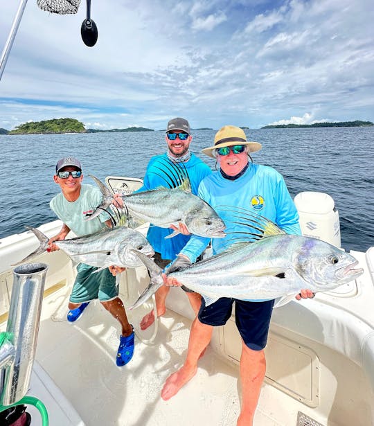 Center Console Charter in Boca Chica Chiriquí, Panama