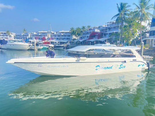 Recorrido en lancha motora por Daimond Sea 2 por James Bond y la isla de Naka