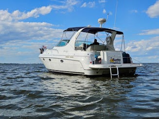 Hey Chicago, Climb Aboard Our 33' Cruiser Motor Yacht in Chicago, Illinois