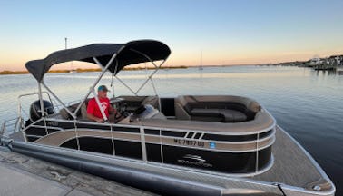 Hurricane Sport Deck Boat. Seats 9 ,Free Fuel ⛽️ Tubing