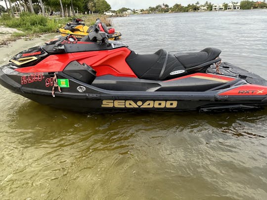 Aluguel de jetski SeaDoo RXT® -X® 300 em Palm Beach, Flórida