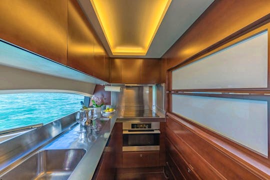 Luxury 75’ft yacht with captain and crew 