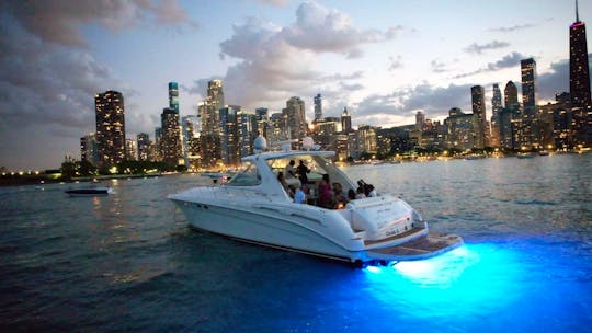 Luxury 54 Foot Sea Ray Sundancer Yacht for Charter