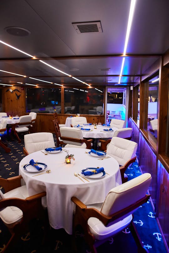 110ft Luxury Yacht Private Charter in NYC | 6-Course Dinner and Live Music