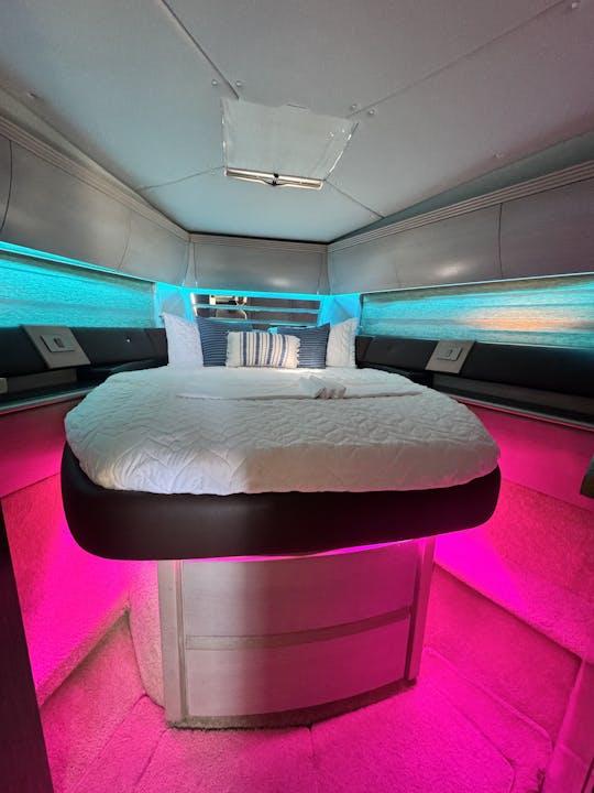 Parfait pour les groupes : yacht Azimut de 60 pieds avec réduction de lancement !